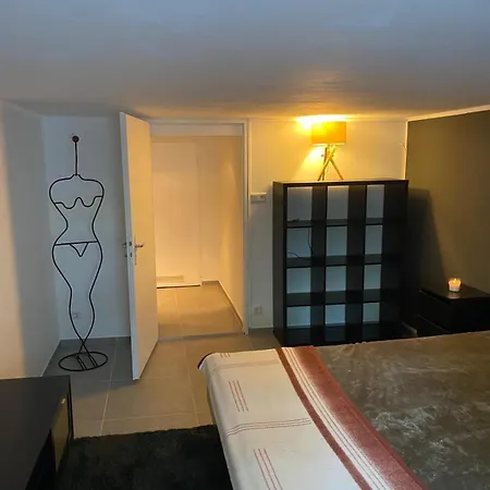 Schoene 2-Zimmer Wohnung In Sehr Guter Lage Cologne Exterior photo
